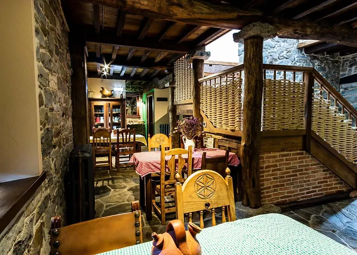 Casona de El Castañíu