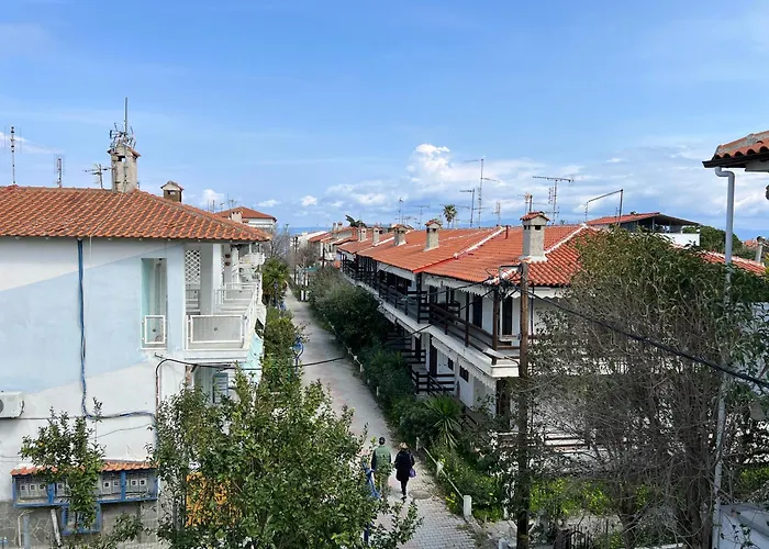 Pelekan Rooms And Apartments Athina 34