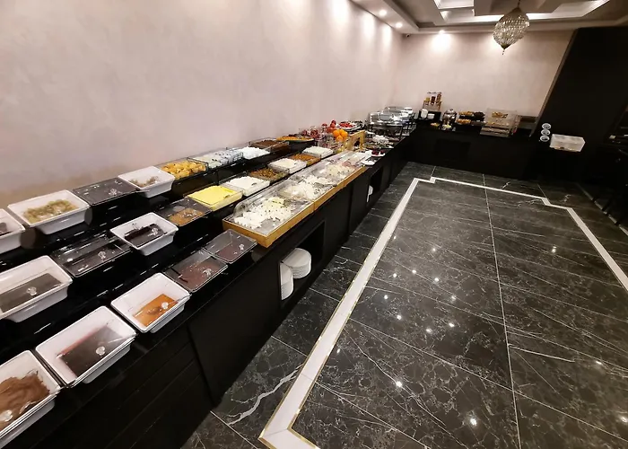 Bm Hotel City