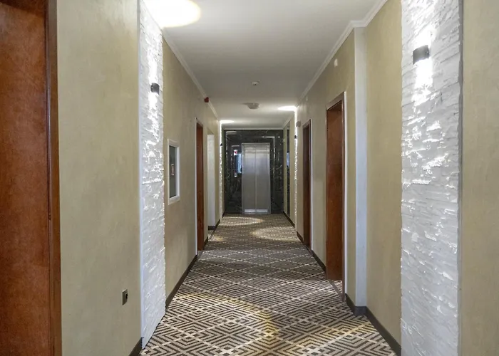 Hotel Yo
