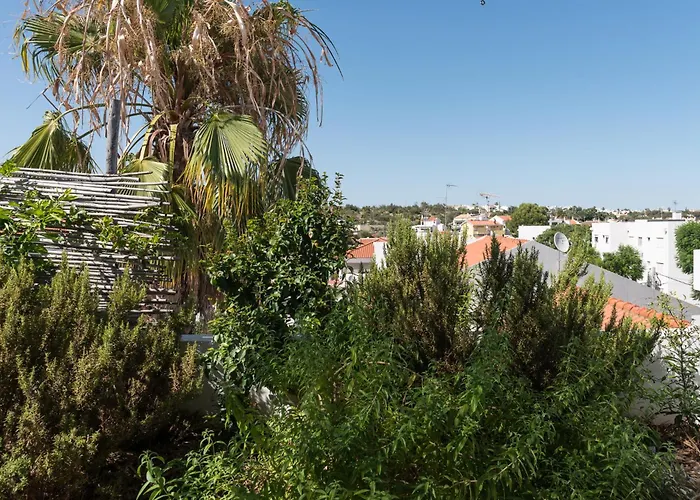Altanure Almatere - Food Forest Boutique Stay