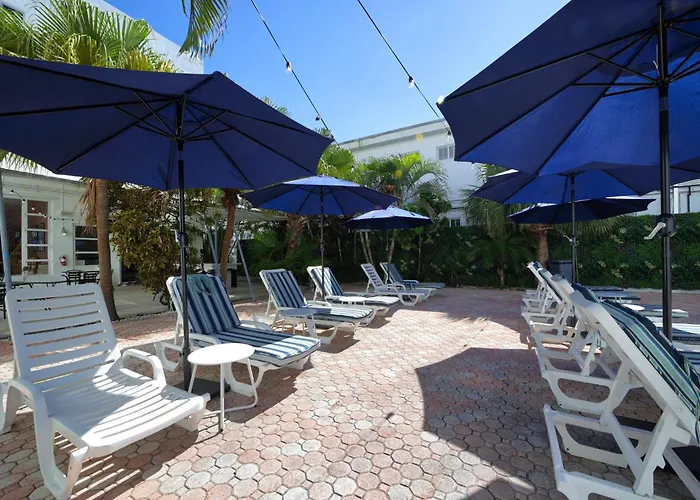 Tropics Hotel Miami Beach