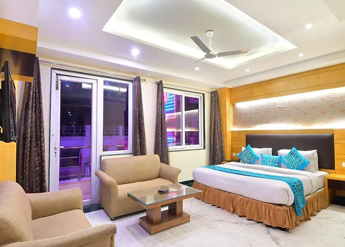 Hotel Hari Piorko Grand - 2 Min From New Delhi Railway Station