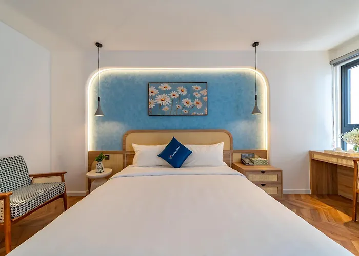 V Boutique Hotel - Complimentary Refreshments