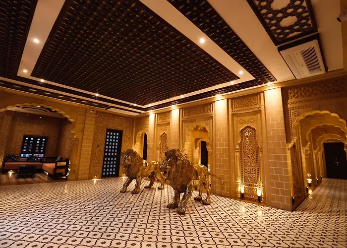 Guulab Haveli - Opp Fort