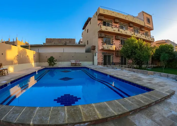 New Memnon Hotel
