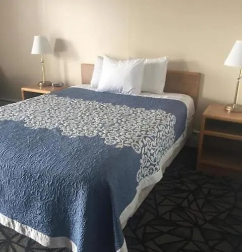 Tomahawk Motor Lodge