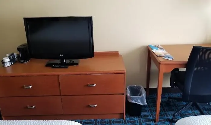 Fairfield Inn&Suites Lansing West