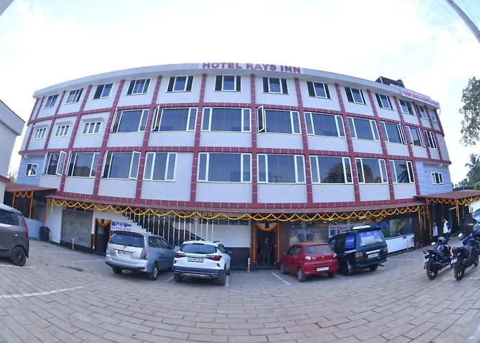 Hotel Rays Inn Boarding & Lodging