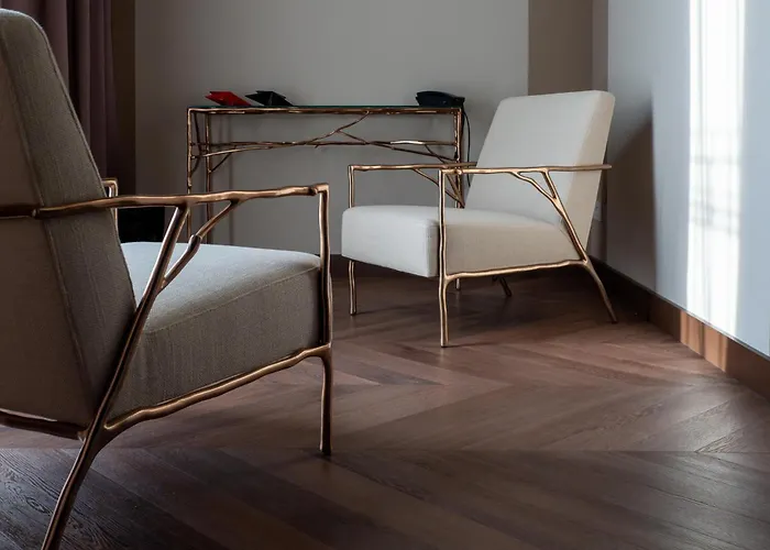 The Glam Boutique Hotel & Apt