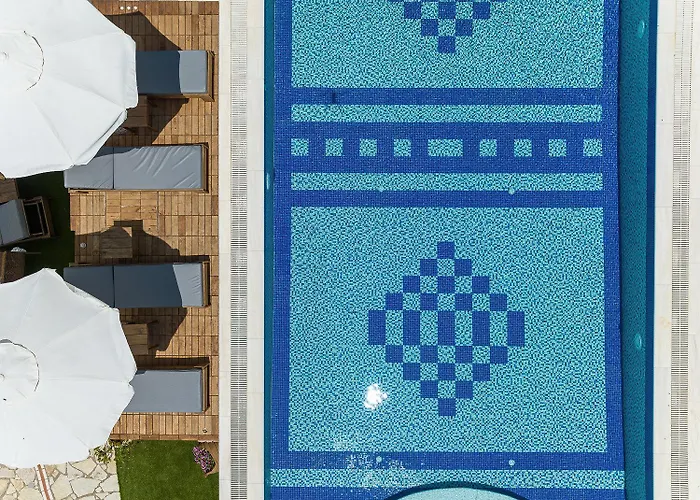 Almira Hotel