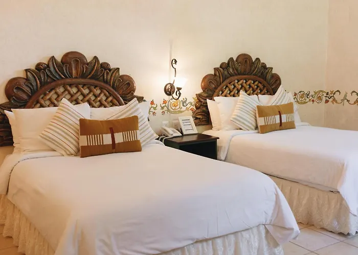 Los Pilares Hotel