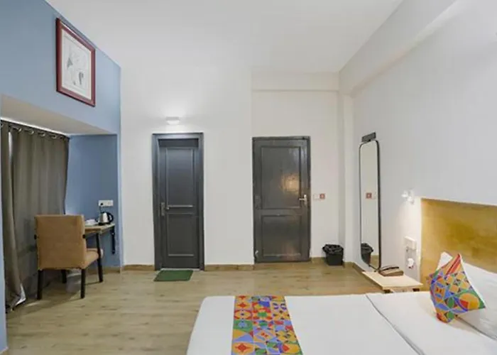 Fabhotel F9 Noida Sector 51