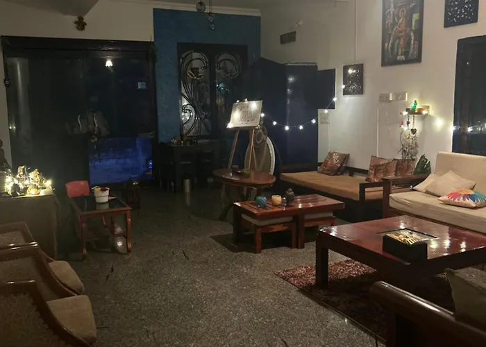 Travstel & Casa De Neel