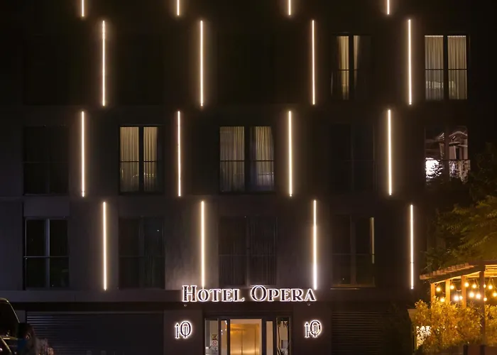 Hotel Opera