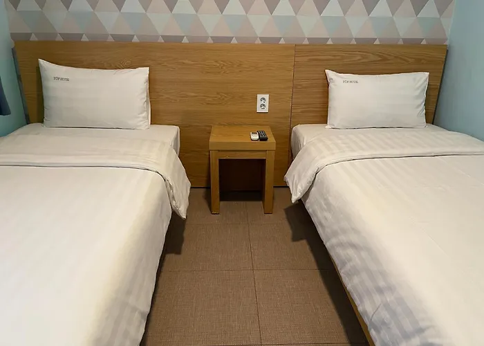 Top Hotel & Residence