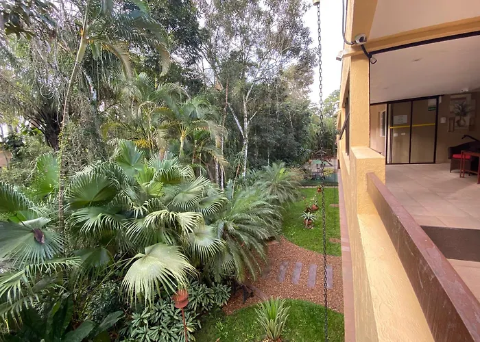 Flat 233 Riviera de São Lourenço, Bertioga Amarílis 3 piscinas climatizadas, carregador veiculo elétrico, Apartamento Duplex inteiro, cozinha equipada completa, serviço de praia final semana, limpeza e trocas diária de toalhas,