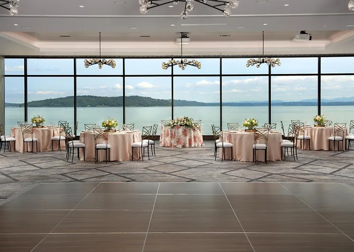 Silver Cloud Hotel Tacoma At Point Ruston Waterfront