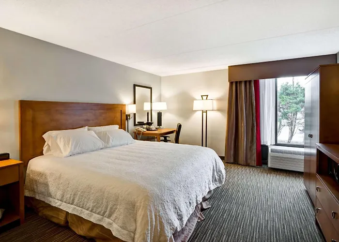 Hampton Inn Norfolk-Naval Base