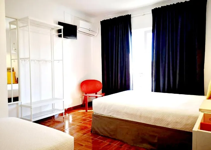 Bulldog Inn - Duna Parque Group