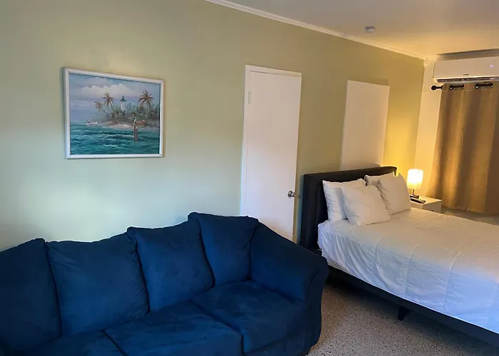 Tiana Beach Inn Hollywood