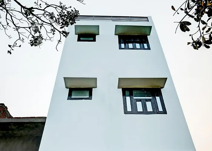 Hotel O Park Inn Guest House