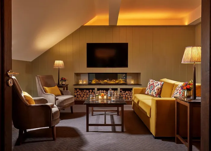 Westport Plaza Hotel, Spa & Leisure