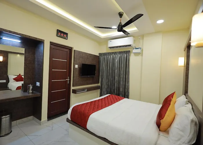 Jeyam Holiday Home