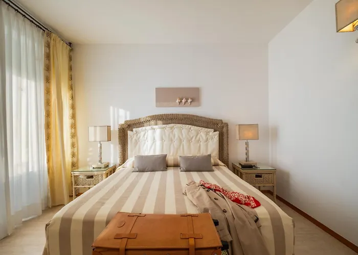 Relais Valle Dell'Idro - Rooftop & Sea View, Otranto