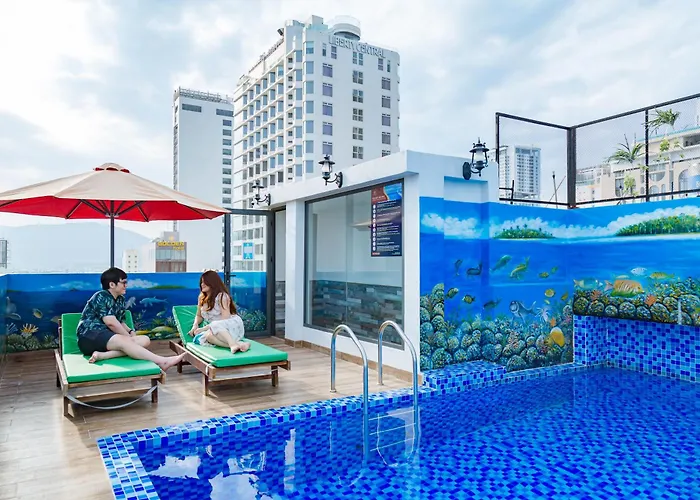 Azura Gold Hotel&Apartment