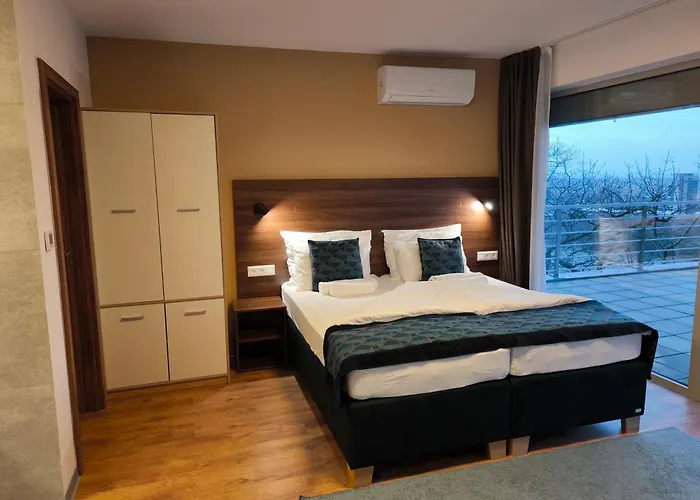 River View Apartments Hotel