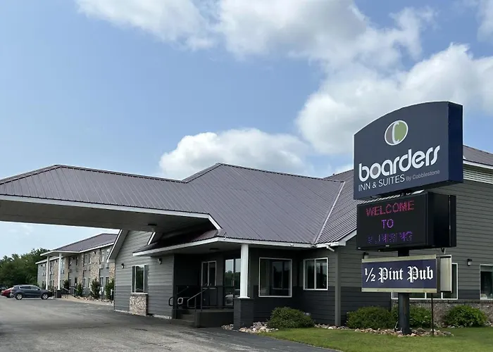 Boarders Inn & Suites By Cobblestone Hotels - Munising