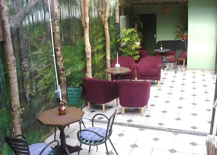 Foyles Hotel