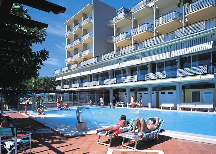 Hotel Bellevue Et Mediterranee