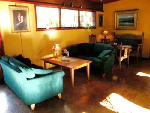 Midtnes Hotel