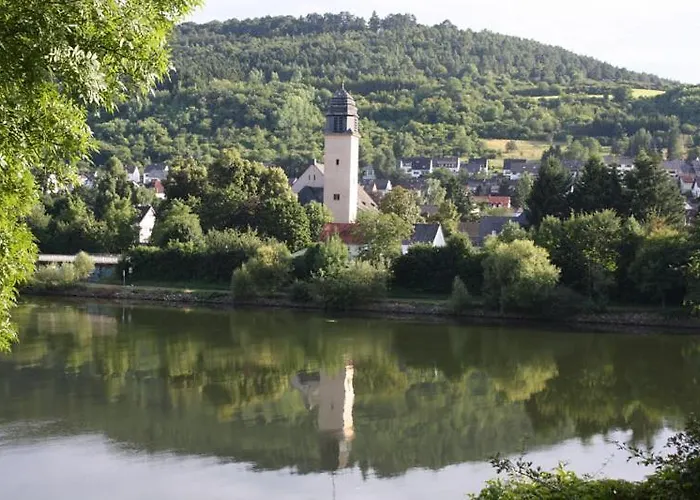 Waldhotel Albachmühle mit Albacher Stuben