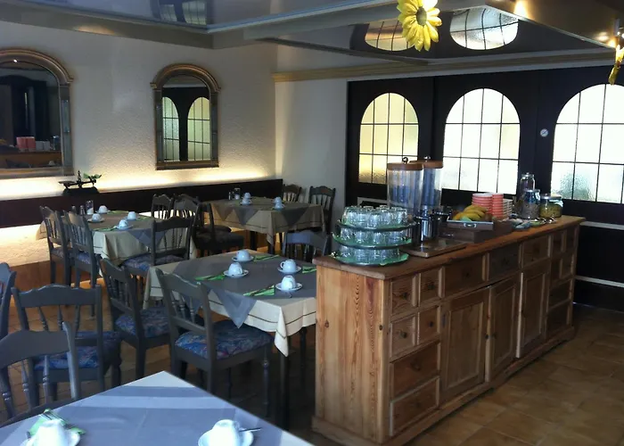 Tauberhotel Kette