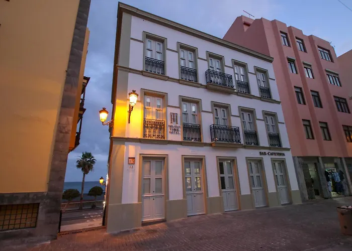 Hotel Emblematico Holiday Time