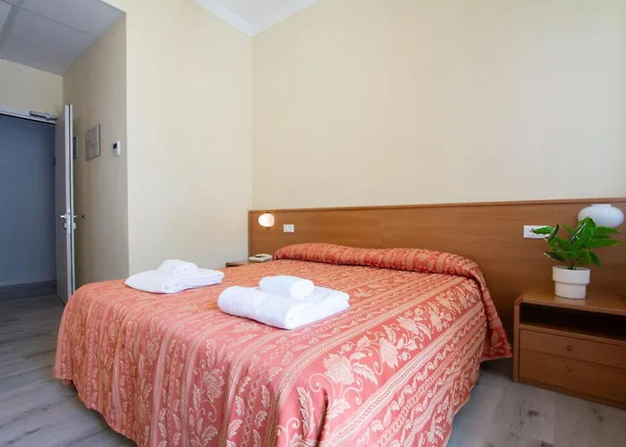 Hotel Benacus Torri Del Benaco