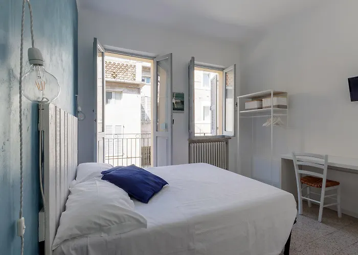 Al Borgo Marinaro Guest House