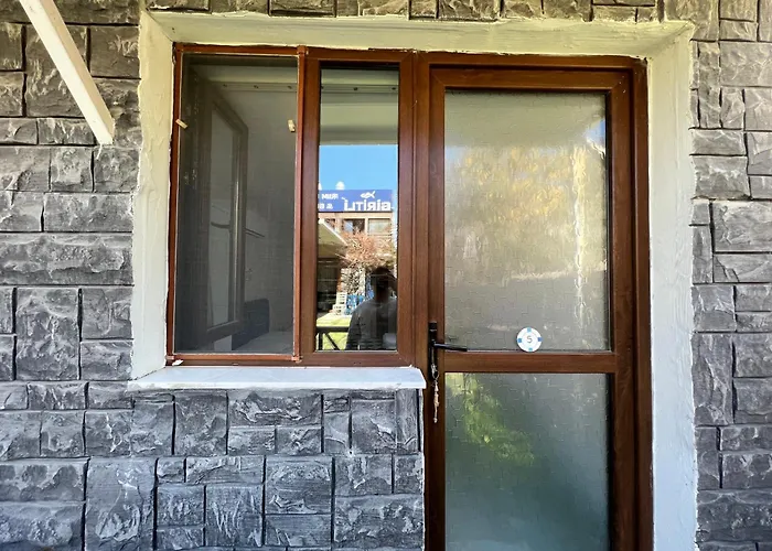 Giritli Rum Meyhanesi & Butik Otel