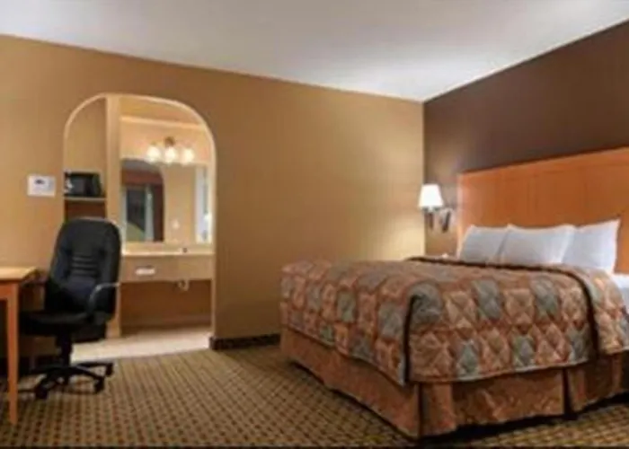 Days Inn By Wyndham Lubbock South