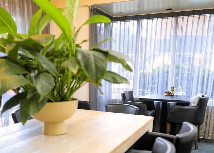 Hotel Berg En Bos