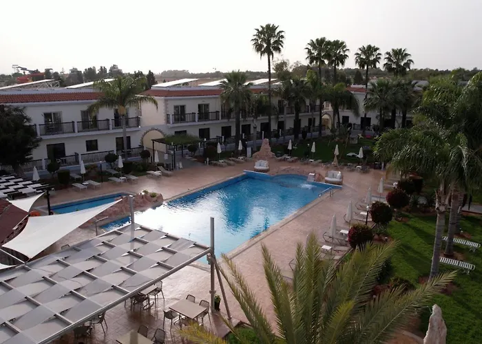 Loutsiana Deluxe Apts
