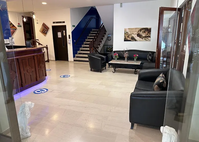 Paradise Hotel
