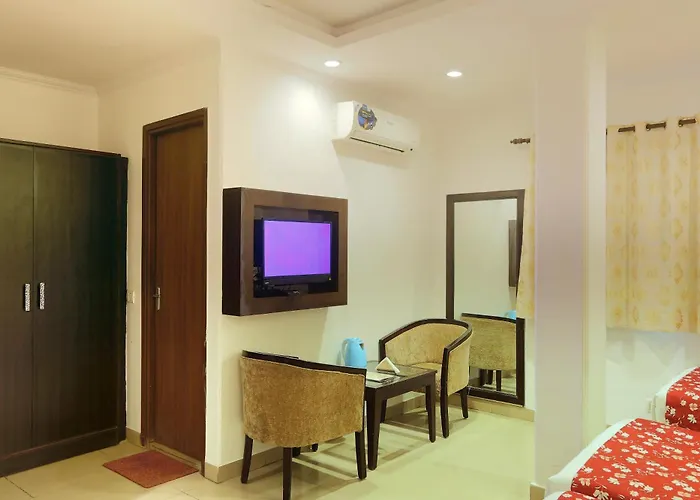 Airport Hotel Chanakya Delhi