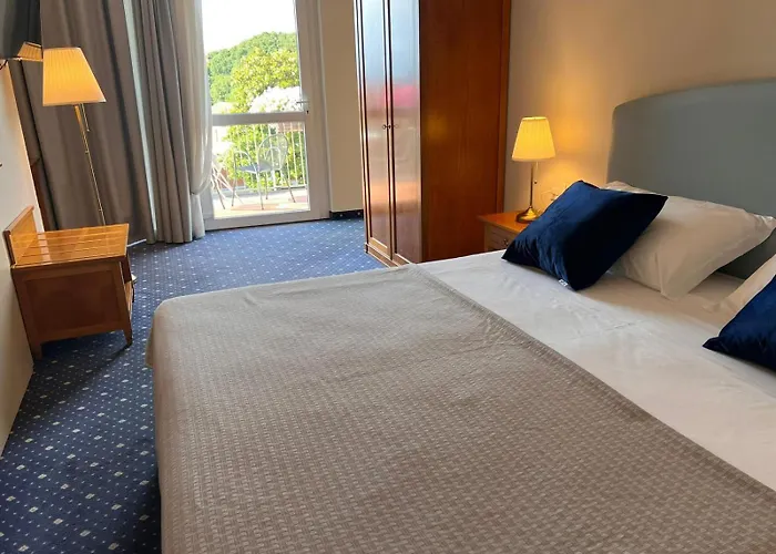Hotel Dore