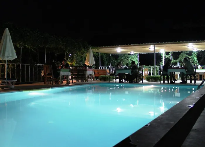 Ferah Hotel