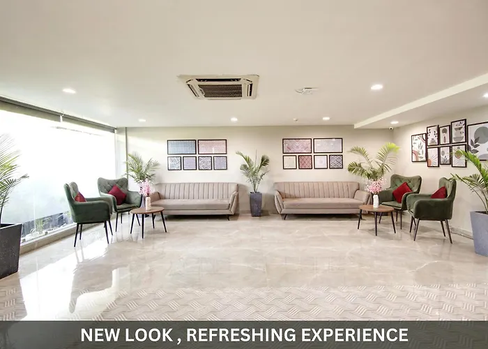 Saltstayz Select - Near Sohna Road City Center