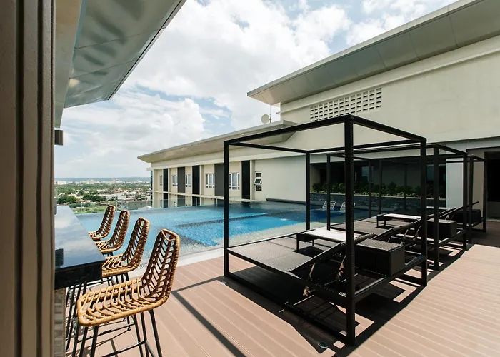 Zuri Hotel